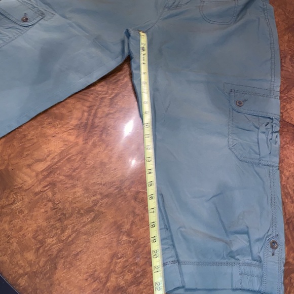 Tommy Hilfiger Cargo Capri Pants - Picture 4 of 10
